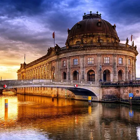 33 H S-bahn Schoenhauser Allee