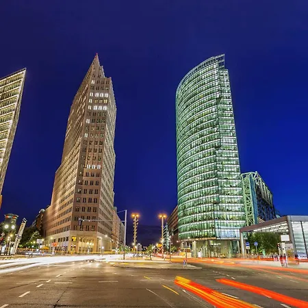 33 H S-bahn Schoenhauser Allee * Берлин