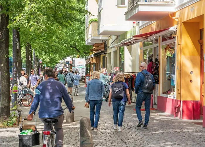 33 H S-bahn Schoenhauser Allee Appartamento