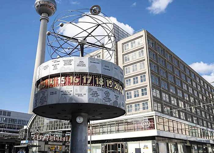 33 H S-bahn Schönhauser Allee Apartment